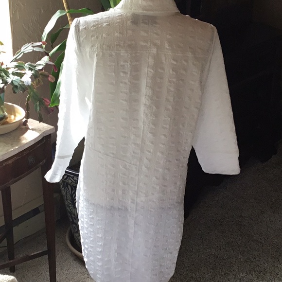 NWOT Chico’s Travelers Collection Top - Picture 4 of 6